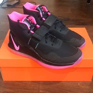 Nike Air Force Max Sneakers